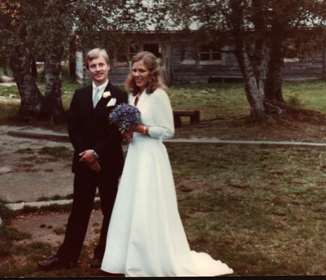 27_8_1983 b