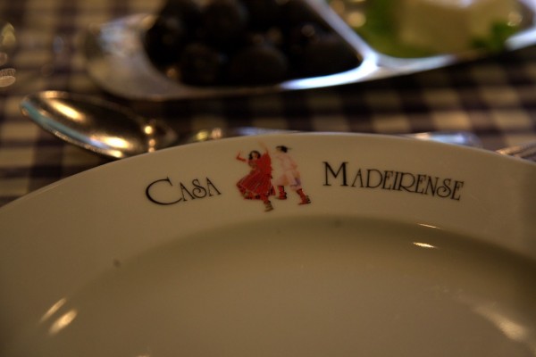 cm (Custom)