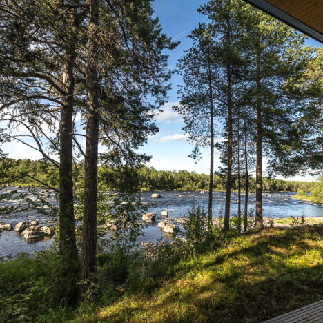 Sateen uhatessa patikalla – kastumatta